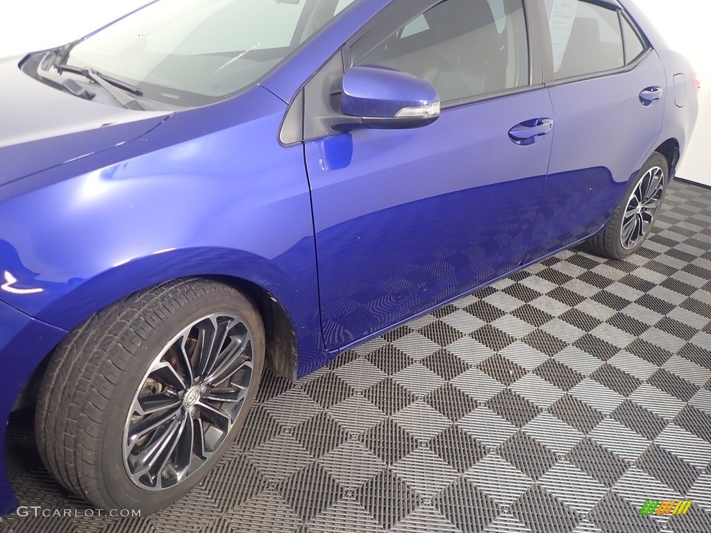 2014 Corolla S - Blue Crush Metallic / Black photo #10