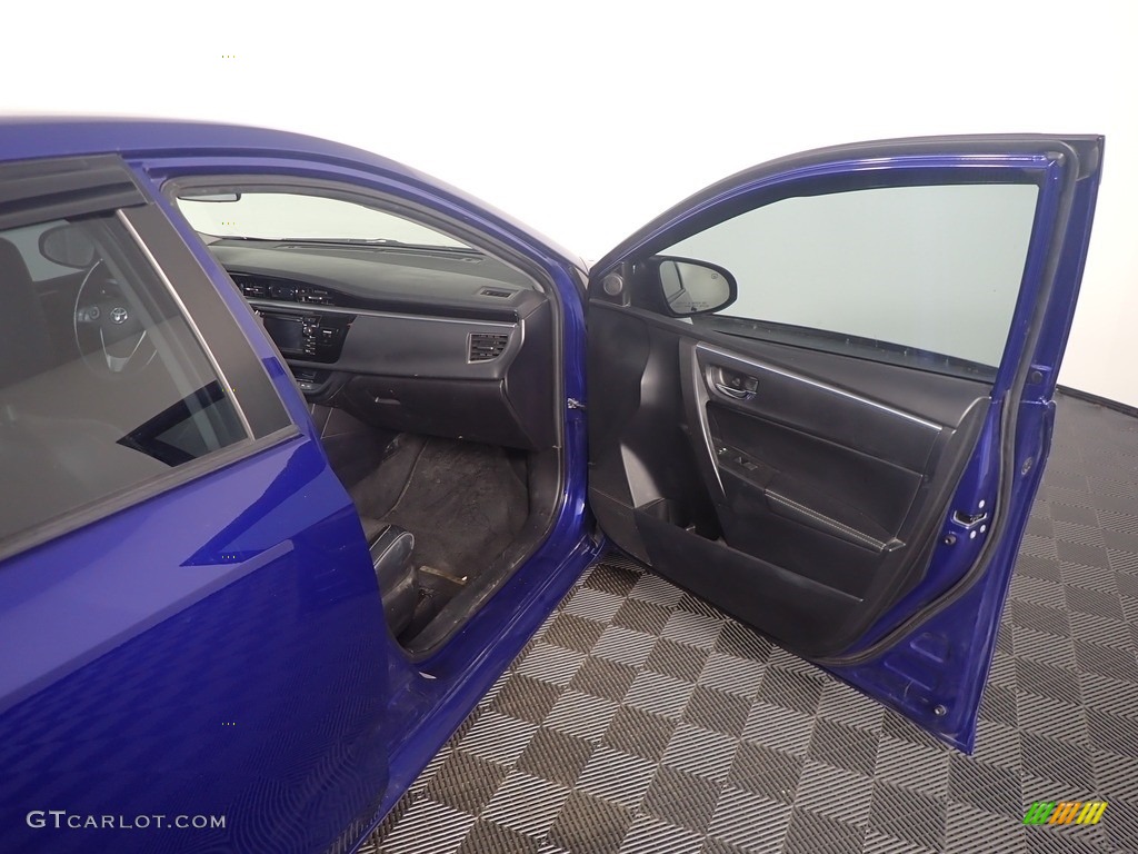 2014 Corolla S - Blue Crush Metallic / Black photo #35