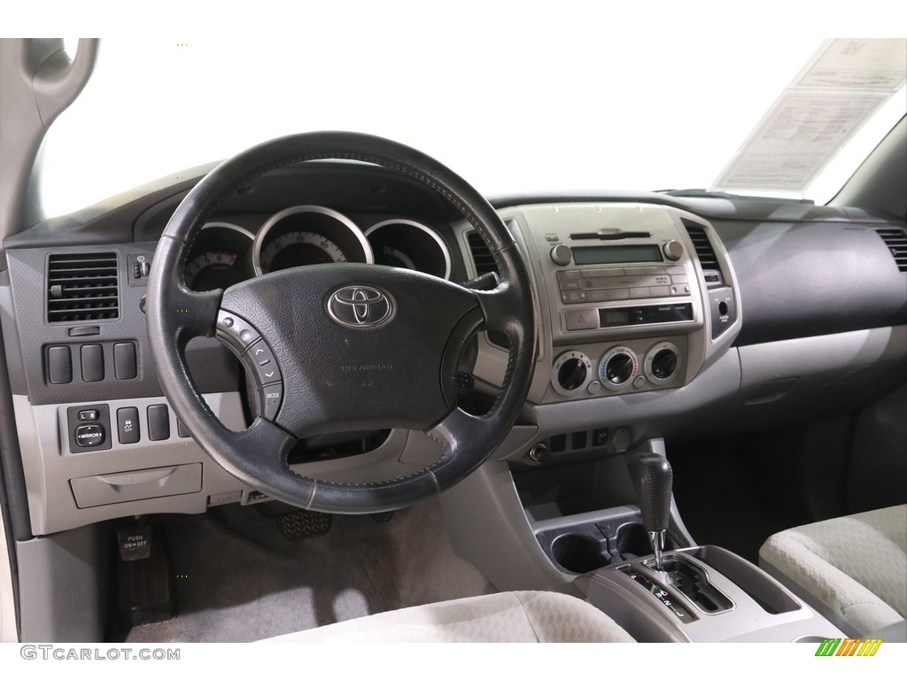 2011 Tacoma SR5 Access Cab - Silver Streak Mica / Graphite Gray photo #6