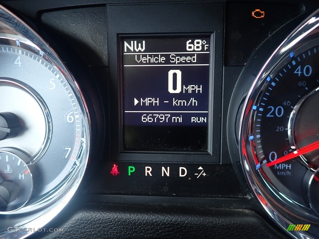 2013 Town & Country Touring - Deep Cherry Red Crystal Pearl / Black/Light Graystone photo #38