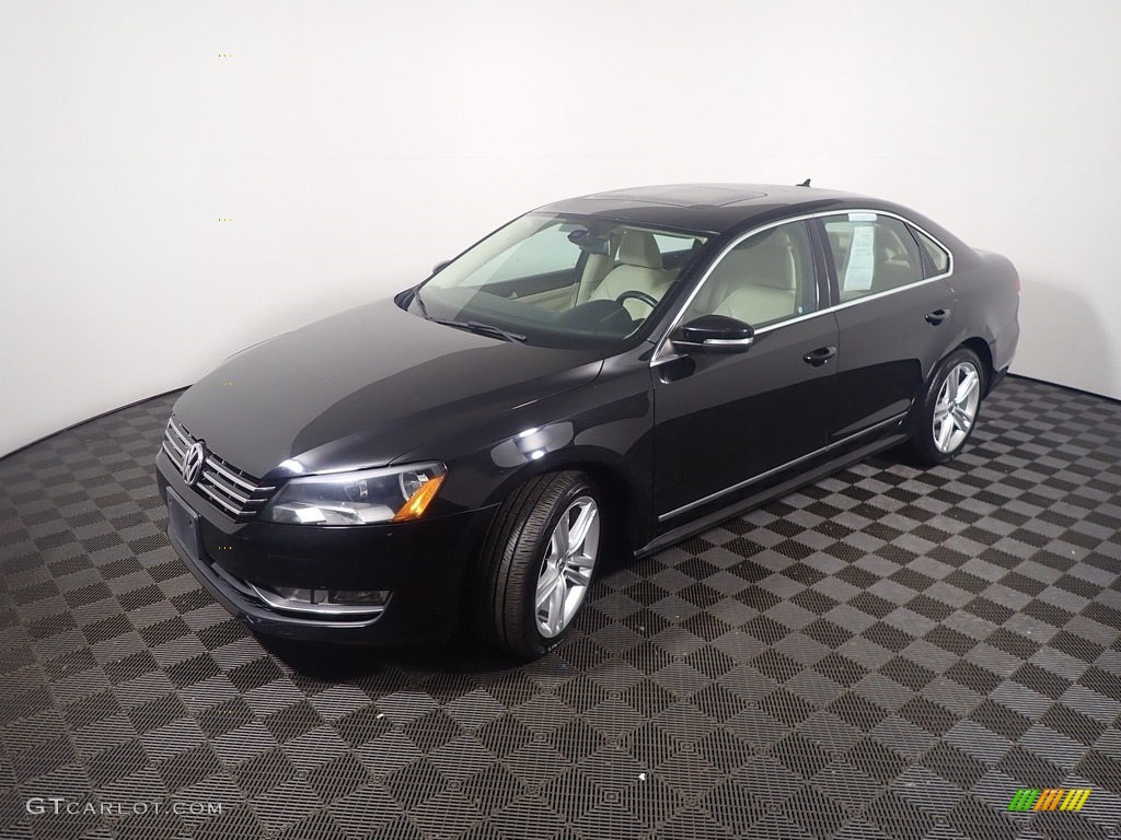 2013 Passat TDI SEL - Black / Titan Black photo #11