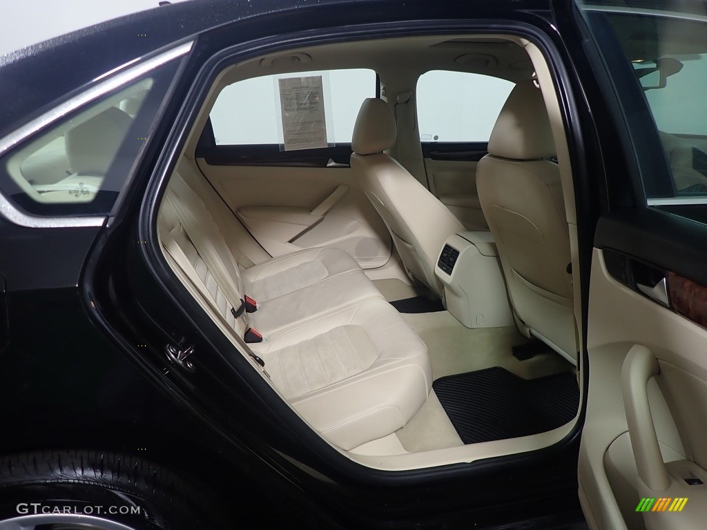 2013 Passat TDI SEL - Black / Titan Black photo #39