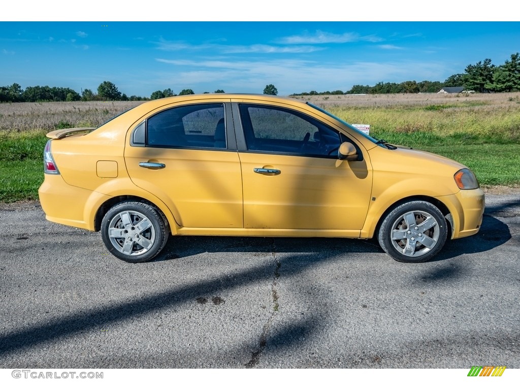 2009 Aveo LT Sedan - Summer Yellow / Charcoal photo #3