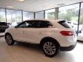 2018 White Platinum Metallic Tri-Coat Lincoln MKX Reserve AWD  photo #2