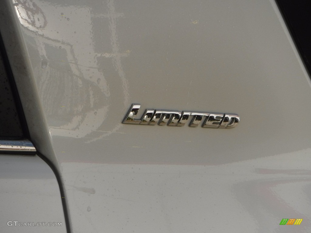 2018 4Runner Limited 4x4 - Blizzard White Pearl / Sand Beige photo #14