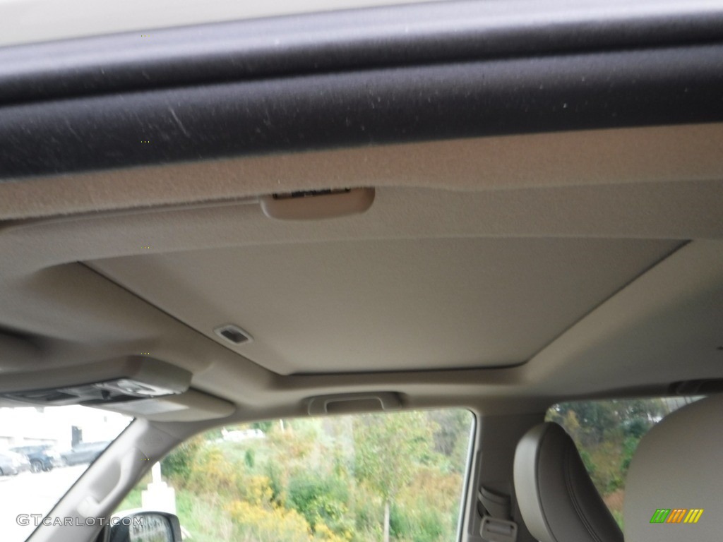 2018 4Runner Limited 4x4 - Blizzard White Pearl / Sand Beige photo #19