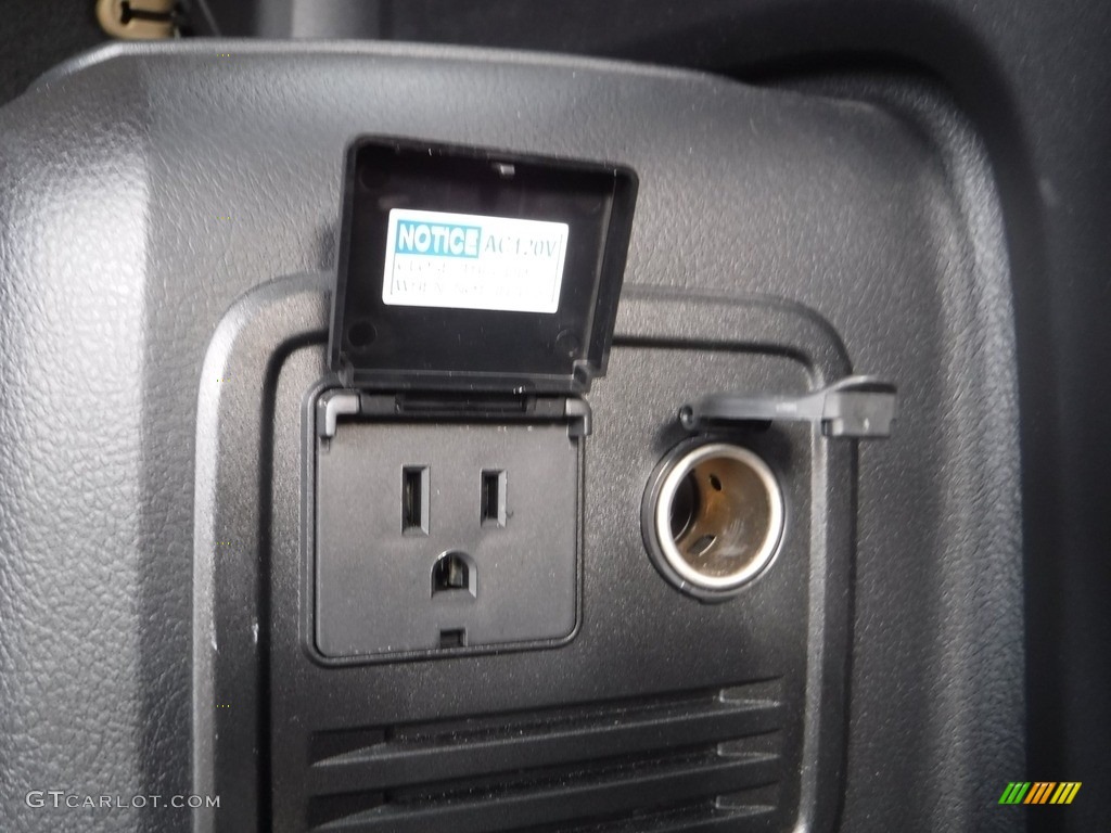 2018 4Runner Limited 4x4 - Blizzard White Pearl / Sand Beige photo #28