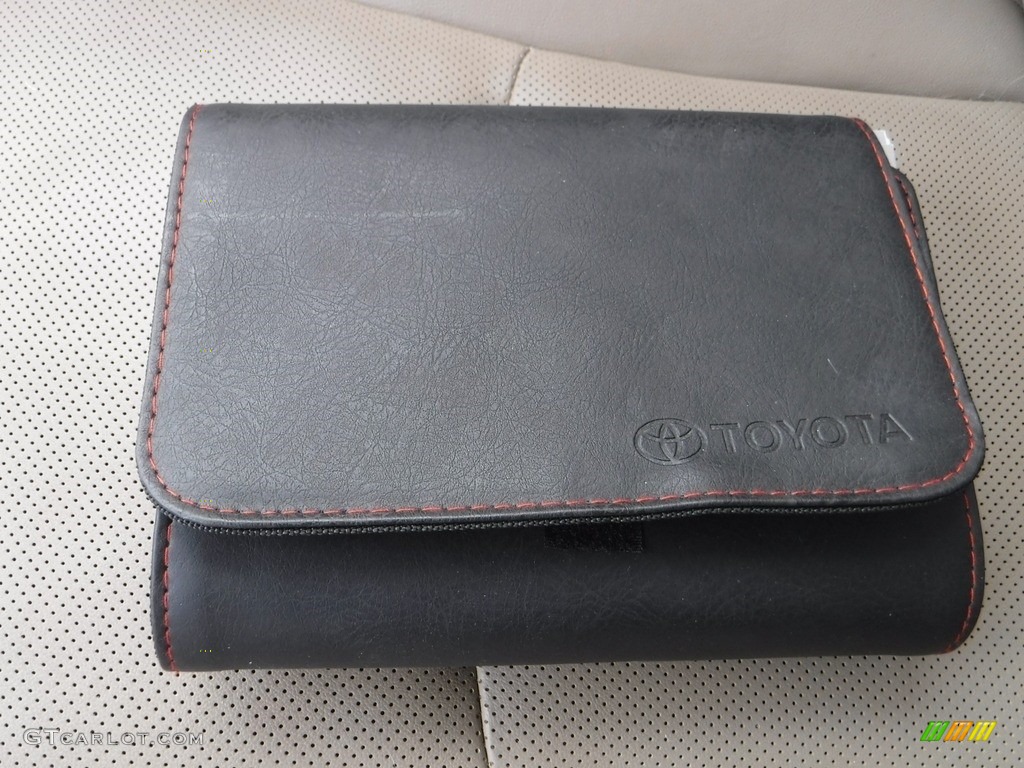 2018 4Runner Limited 4x4 - Blizzard White Pearl / Sand Beige photo #30