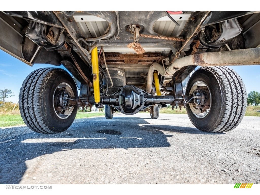 2001 Dodge Ram 2500 SLT Regular Cab 4x4 Undercarriage Photos