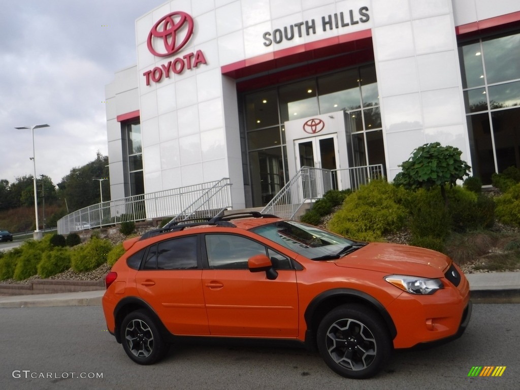 2014 XV Crosstrek 2.0i Premium - Tangerine Orange Pearl / Black photo #2