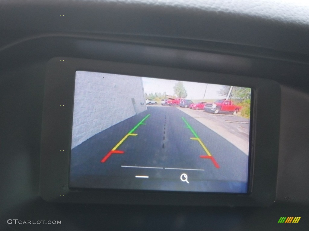 2018 Focus SE Hatch - Shadow Black / Charcoal Black photo #18