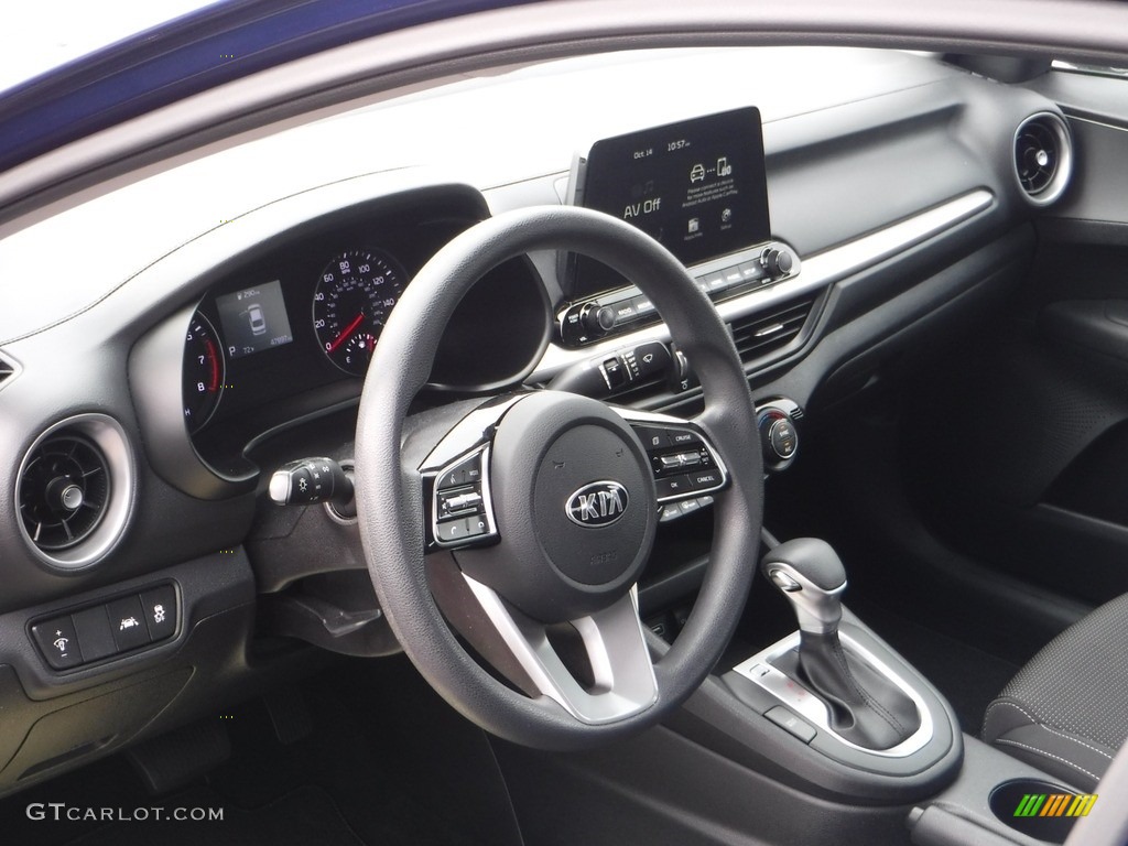 2019 Forte LXS - Sea Blue / Black photo #9