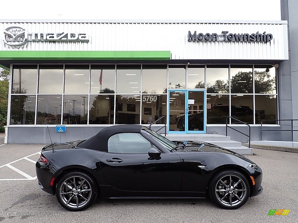 2016 MX-5 Miata Grand Touring Roadster - Jet Black Mica / Black photo #1