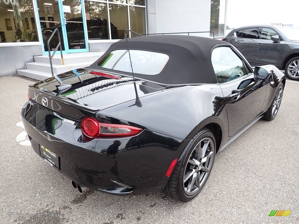 2016 MX-5 Miata Grand Touring Roadster - Jet Black Mica / Black photo #2