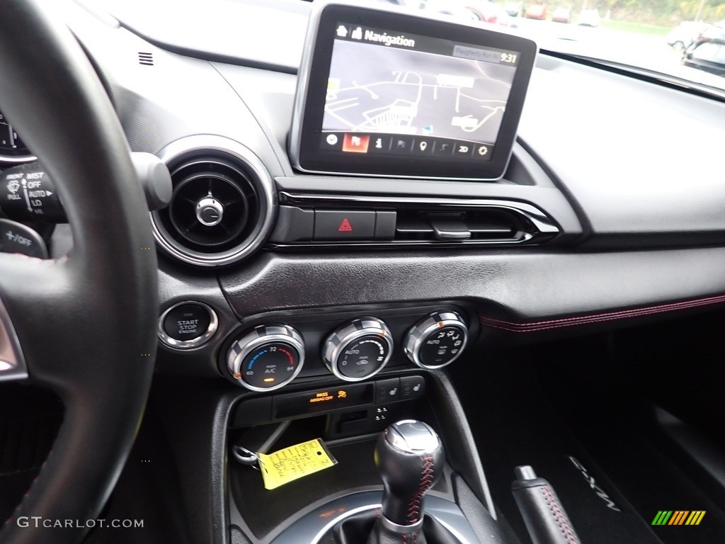 2016 MX-5 Miata Grand Touring Roadster - Jet Black Mica / Black photo #22
