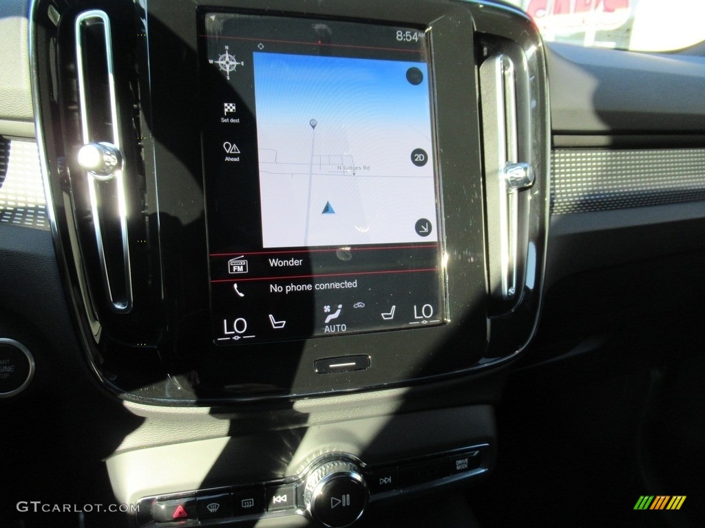 2021 XC40 T4 R-Design - Crystal White Metallic / Charcoal photo #17