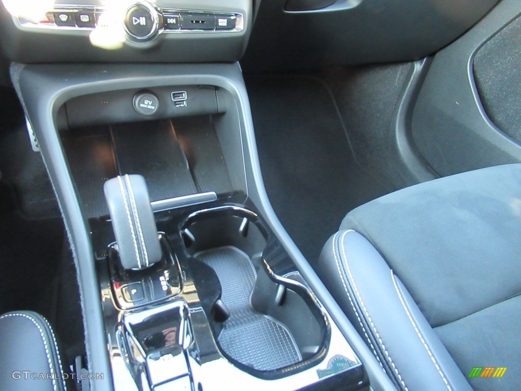2021 XC40 T4 R-Design - Crystal White Metallic / Charcoal photo #19