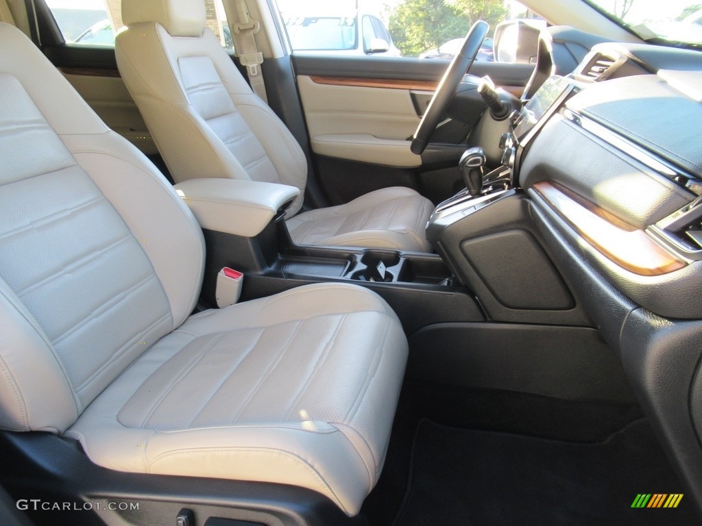2017 CR-V Touring - White Diamond Pearl / Ivory photo #13