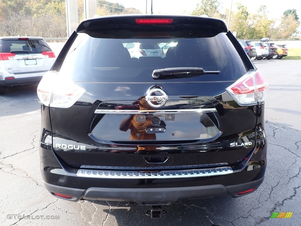 2015 Rogue SL AWD - Super Black / Charcoal photo #9