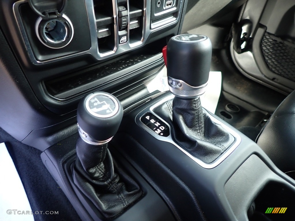 2020 Jeep Wrangler Unlimited Altitude 4x4 Transmission Photos