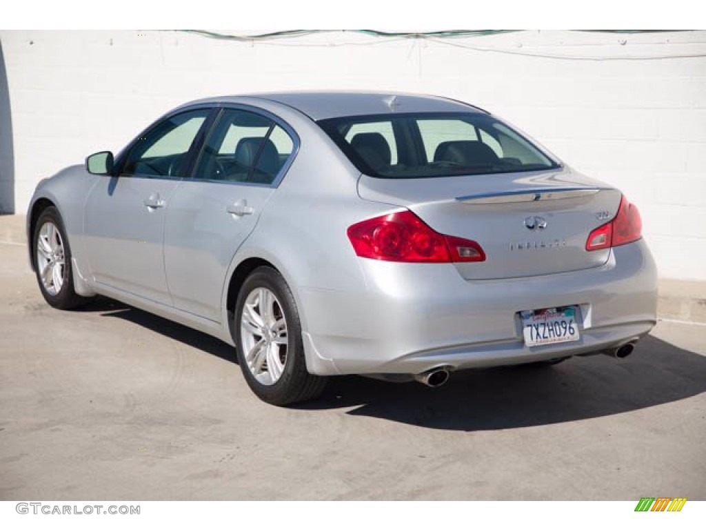 2011 G 25 Journey Sedan - Liquid Platinum / Graphite photo #2