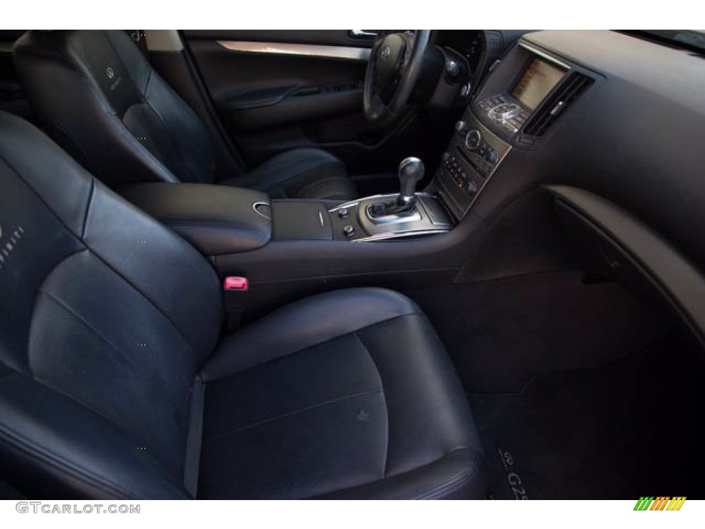 2011 G 25 Journey Sedan - Liquid Platinum / Graphite photo #19