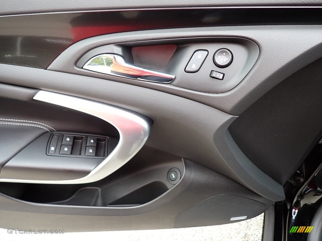 2016 Buick Regal GS Group AWD Door Panel Photos