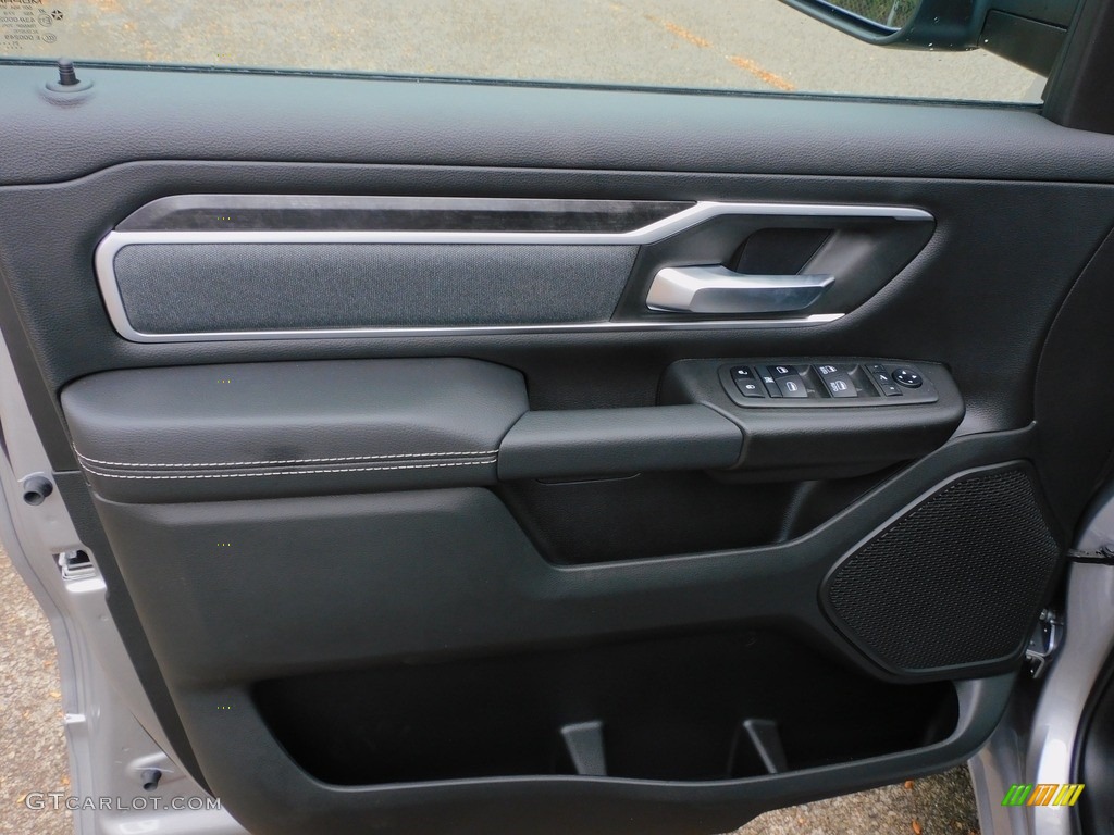 2022 Ram 1500 Big Horn Quad Cab 4x4 Black/Diesel Gray Door Panel Photo #143066656