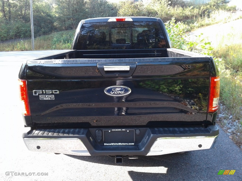 2017 F150 XLT SuperCab 4x4 - Shadow Black / Earth Gray photo #7