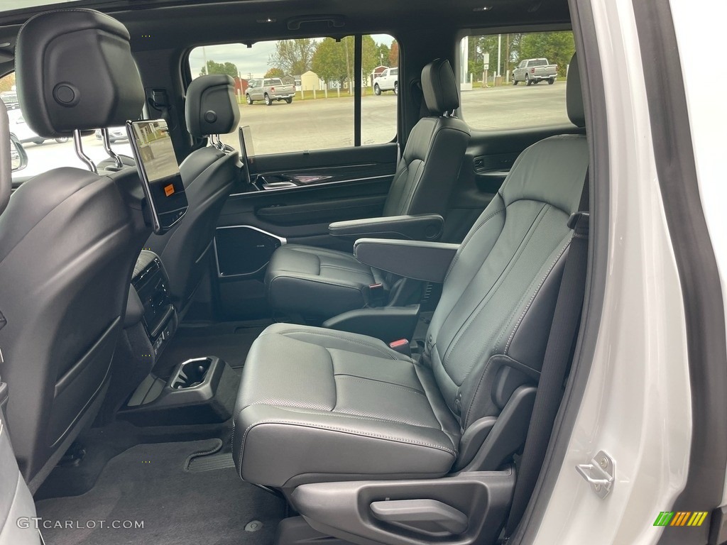 Global Black Interior 2022 Jeep Wagoneer Series III 4x4 Photo #143069183