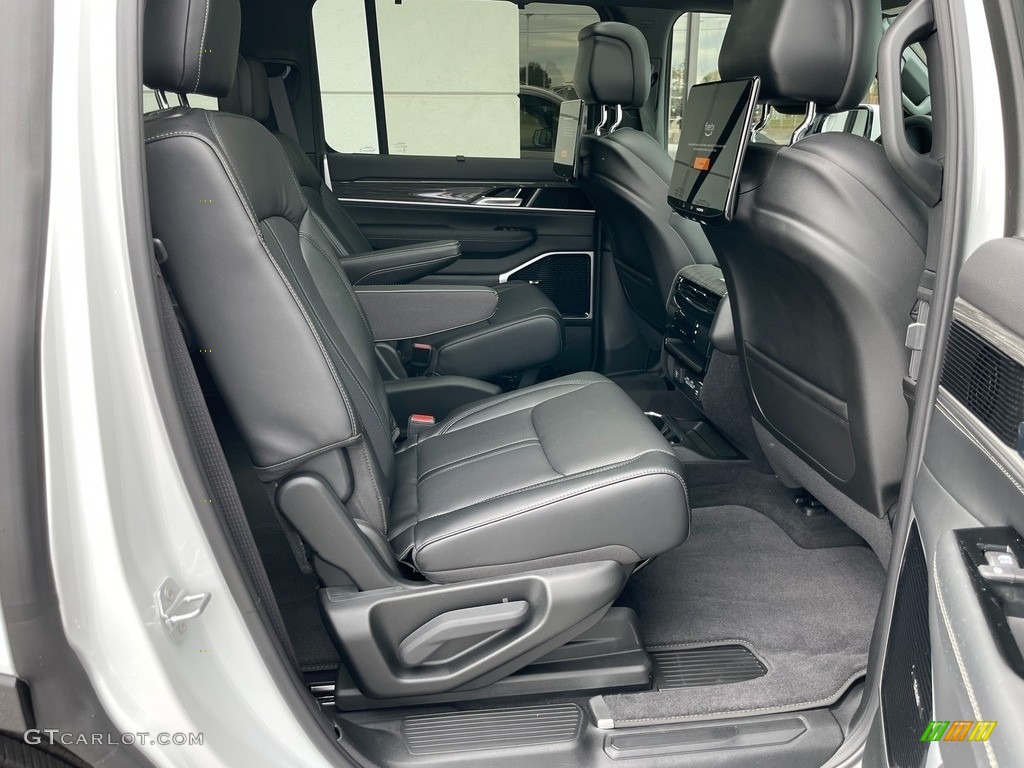 Global Black Interior 2022 Jeep Wagoneer Series III 4x4 Photo #143069273