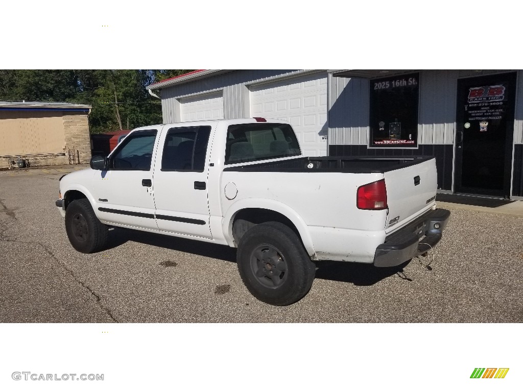 2001 S10 LS Crew Cab 4x4 - Summit White / Graphite photo #3