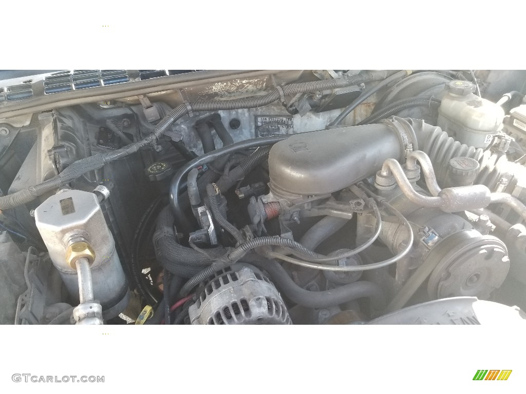 2001 S10 LS Crew Cab 4x4 - Summit White / Graphite photo #23