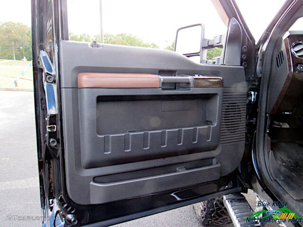 2016 F450 Super Duty Platinum Crew Cab 4x4 - Shadow Black / Pecan photo #17