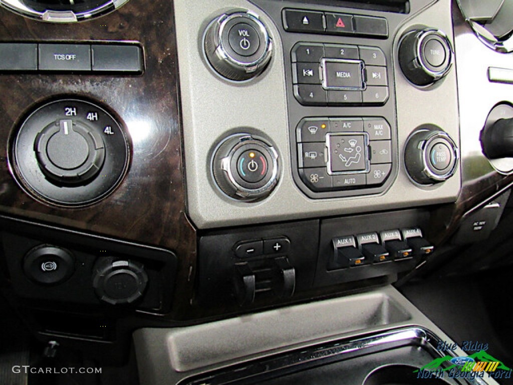 2016 F450 Super Duty Platinum Crew Cab 4x4 - Shadow Black / Pecan photo #31