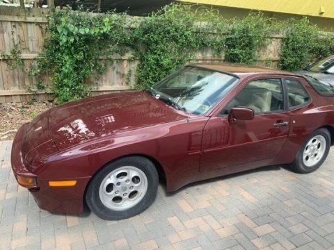 1984 Porsche 944 Coupe Data, Info and Specs