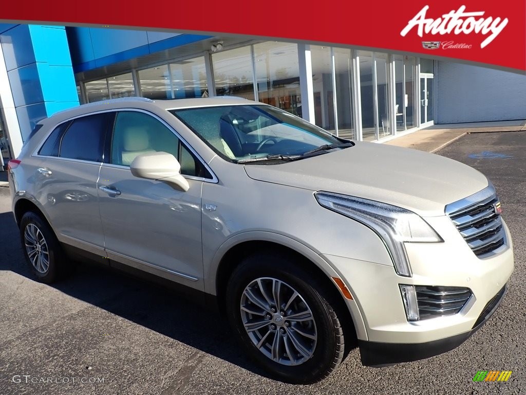2017 XT5 Luxury AWD - Silver Coast Metallic / Sahara Beige photo #1