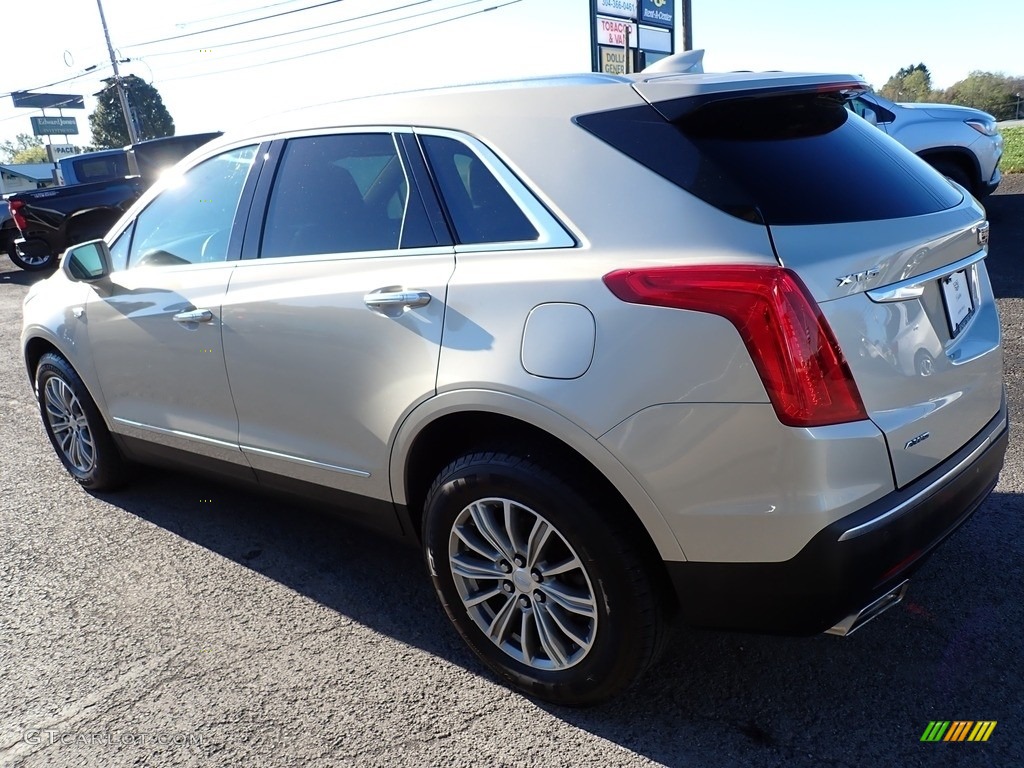 2017 XT5 Luxury AWD - Silver Coast Metallic / Sahara Beige photo #6