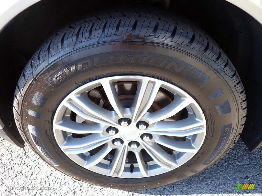 2017 XT5 Luxury AWD - Silver Coast Metallic / Sahara Beige photo #10
