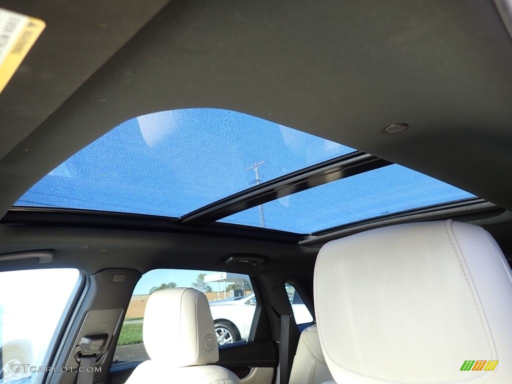 2017 XT5 Luxury AWD - Silver Coast Metallic / Sahara Beige photo #17