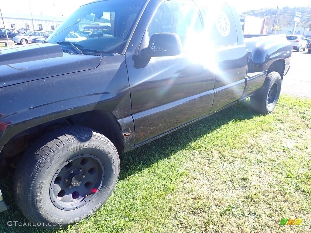 1999 Silverado 1500 LS Extended Cab 4x4 - Onyx Black / Graphite photo #8