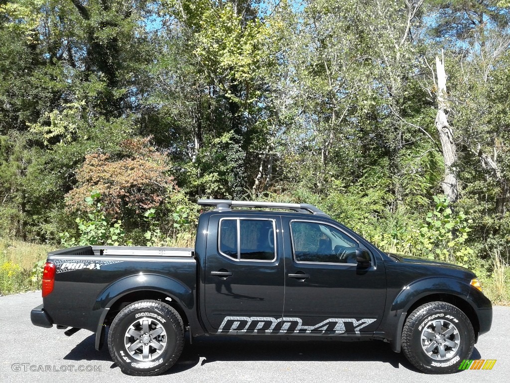 Magnetic Black Pearl 2021 Nissan Frontier Pro-4X Crew Cab 4x4 Exterior Photo #143089556