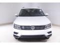 Pure White - Tiguan SE 4MOTION Photo No. 2