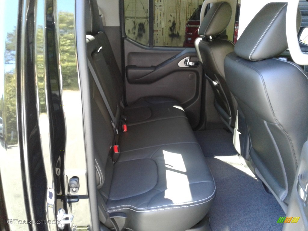 2021 Nissan Frontier Pro-4X Crew Cab 4x4 Rear Seat Photo #143089763