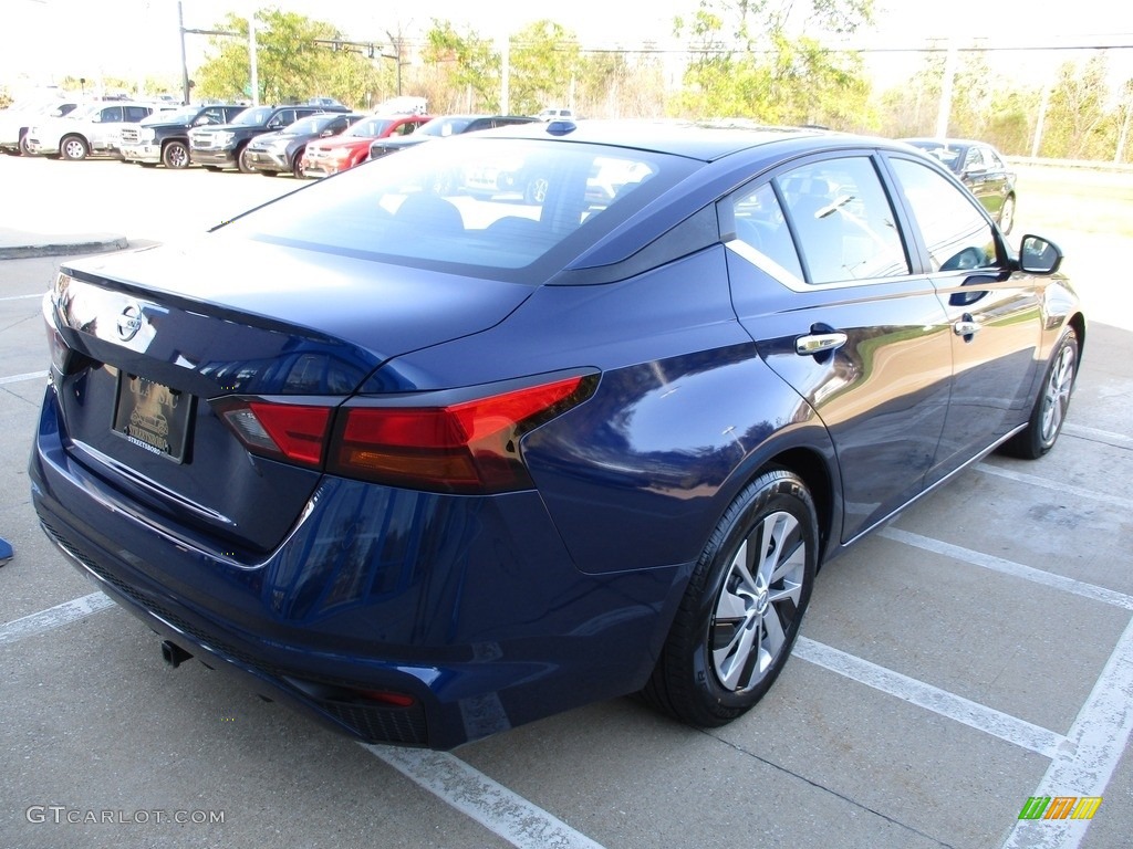 2019 Altima S - Deep Blue Pearl / Charcoal photo #7