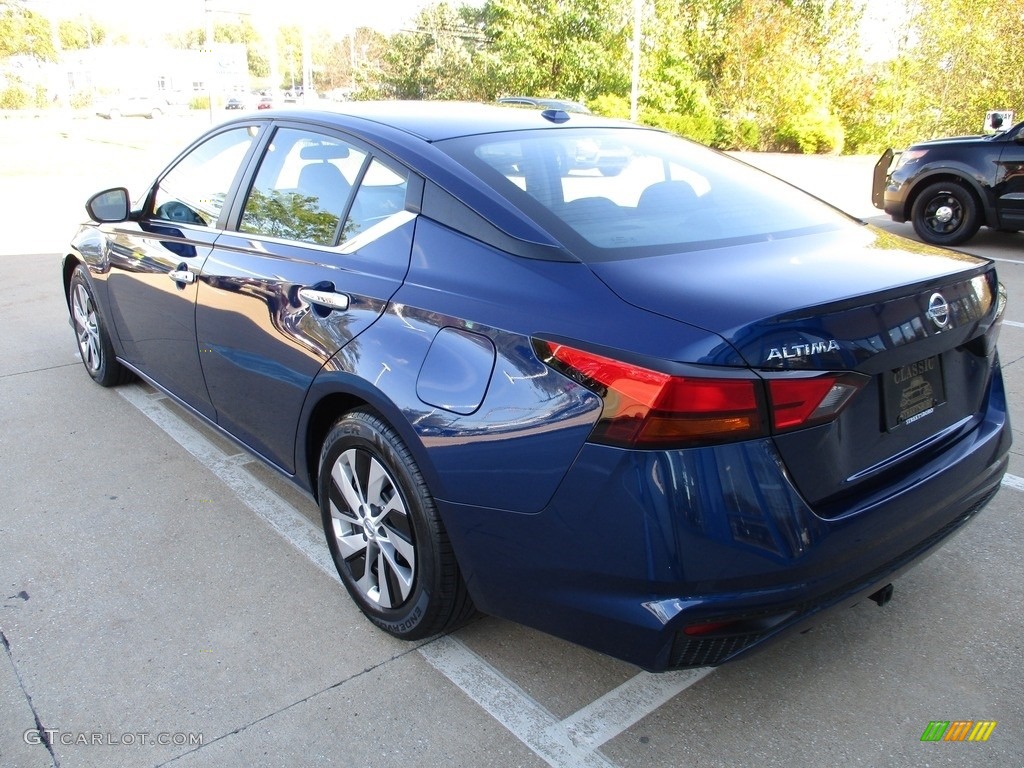 2019 Altima S - Deep Blue Pearl / Charcoal photo #9