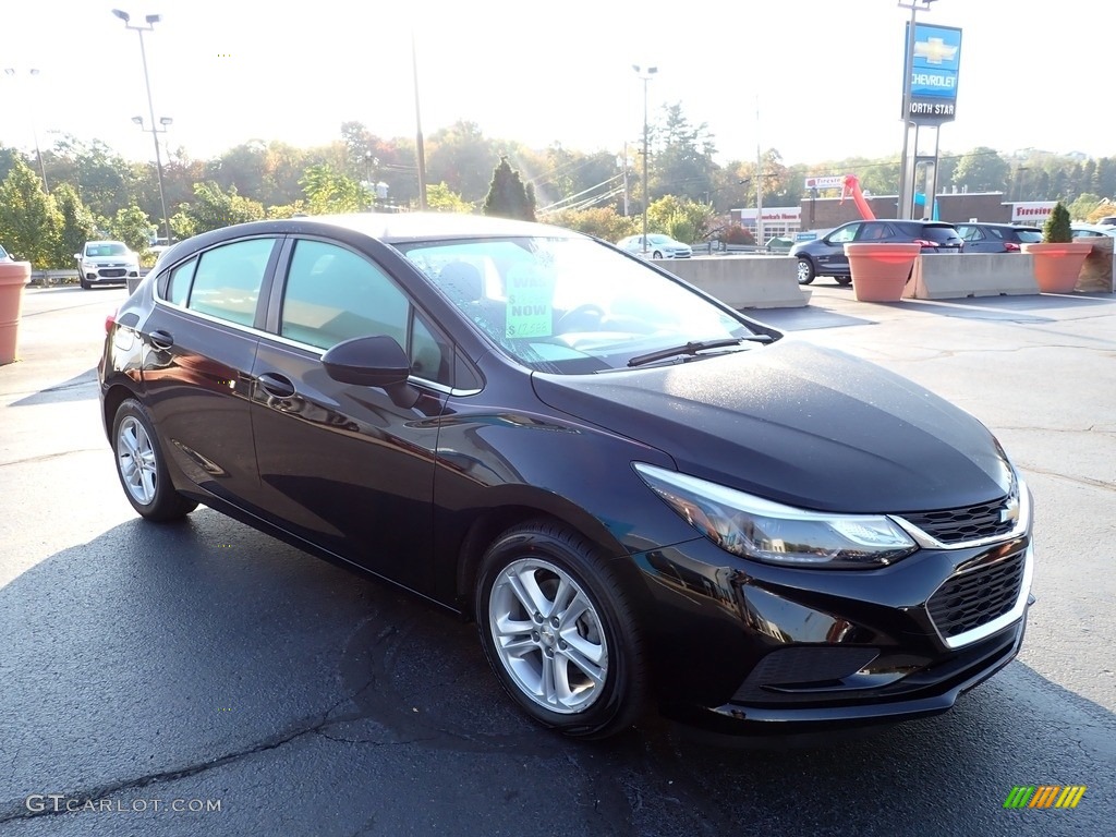 2017 Cruze LT - Mosaic Black Metallic / Jet Black photo #11