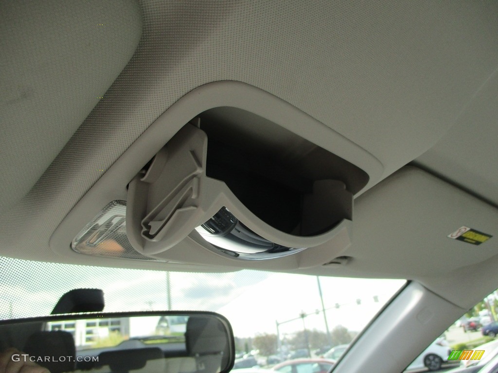 2011 CR-V LX 4WD - Glacier Blue Metallic / Gray photo #16