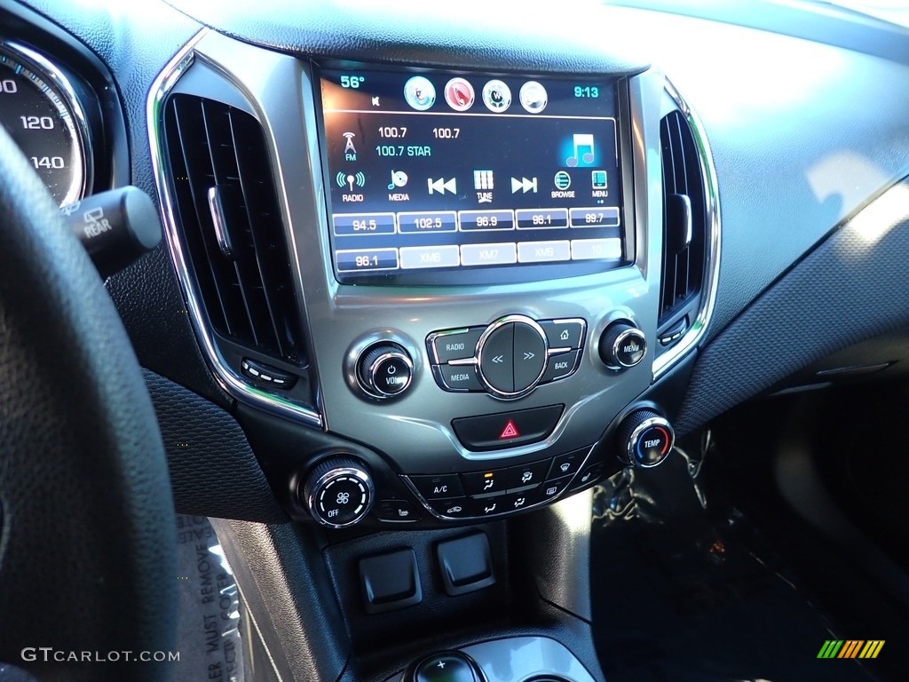 2017 Cruze LT - Mosaic Black Metallic / Jet Black photo #27