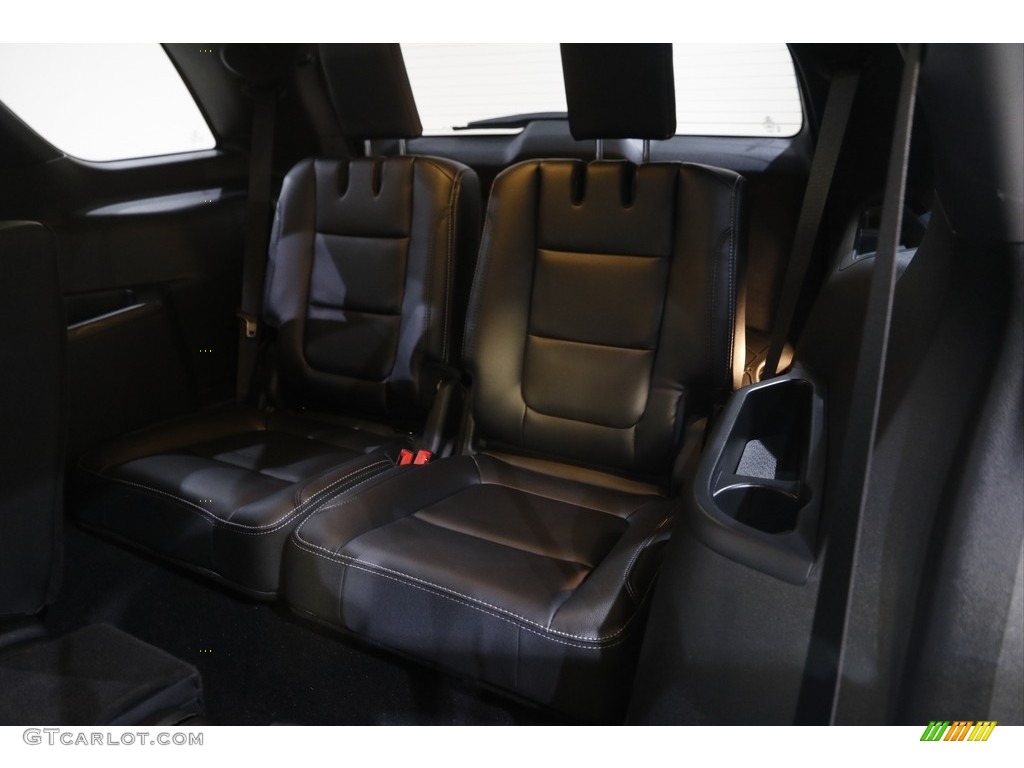 2019 Explorer Limited 4WD - Agate Black / Medium Black photo #19